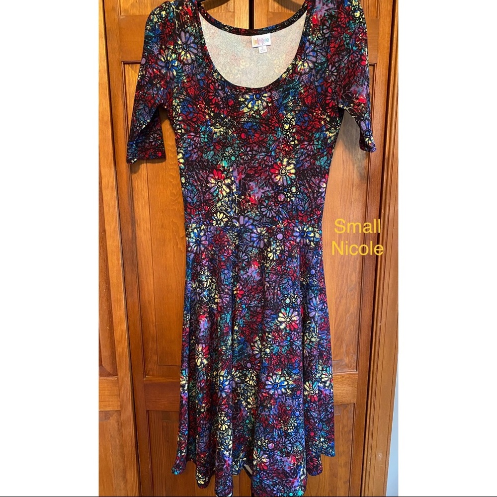 LuLaRoe Nicole